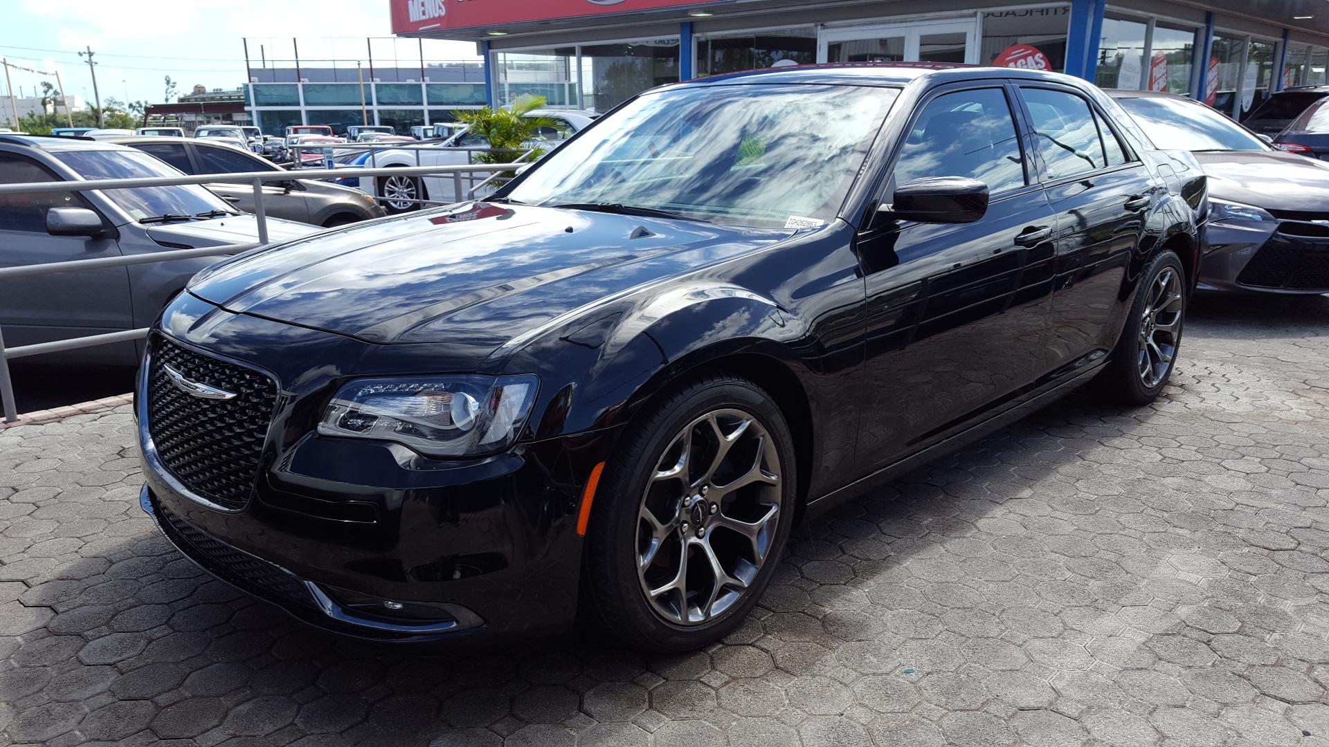 2016 Chrysler 300 S V6 RWD en San Juan, Puerto Rico, Puerto Rico
