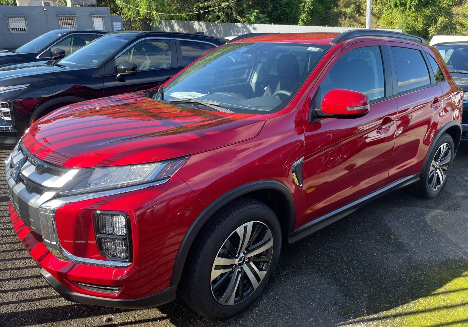 2025 Mitsubishi Outlander Sport 2.0 SE AWC CVT's photo