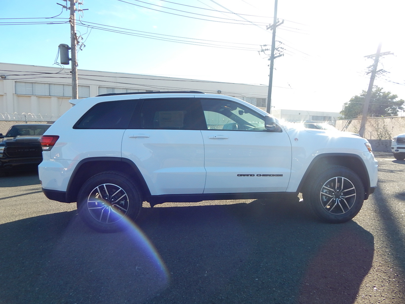 https://assets.dealerappcenter.com/dealergroups/154/vehicles/81646/1EIEiw.JPG
