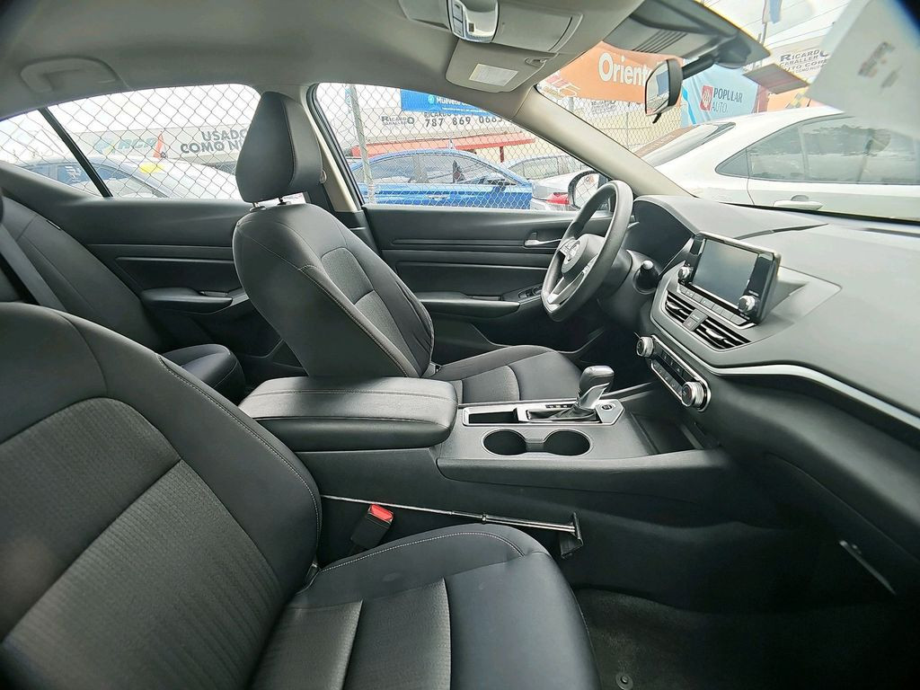 https://assets.dealerappcenter.com/dealergroups/163/vehicles/246020/dlTfgf.jpg