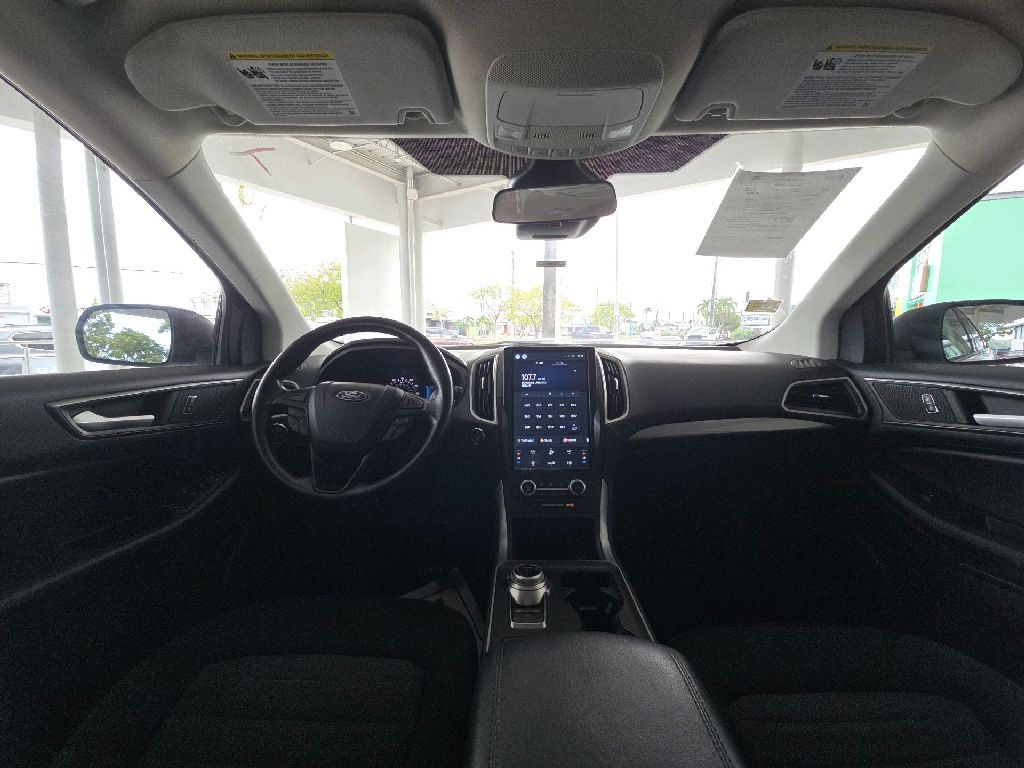 https://assets.dealerappcenter.com/dealergroups/172/vehicles/303392/kFLySI.png
