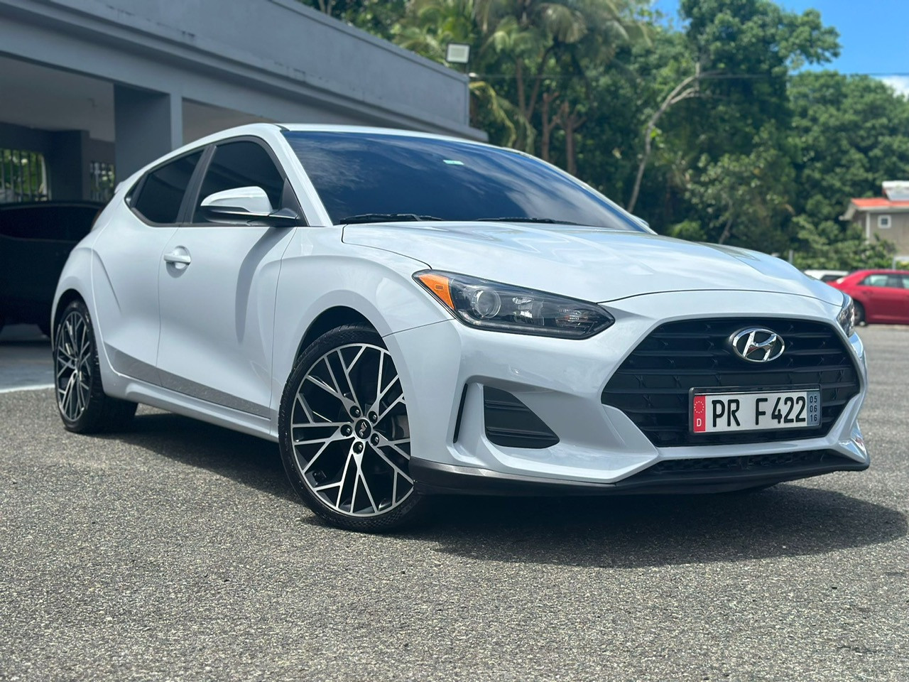 https://assets.dealerappcenter.com/dealergroups/186/vehicles/286905/iW1LkM.jpg