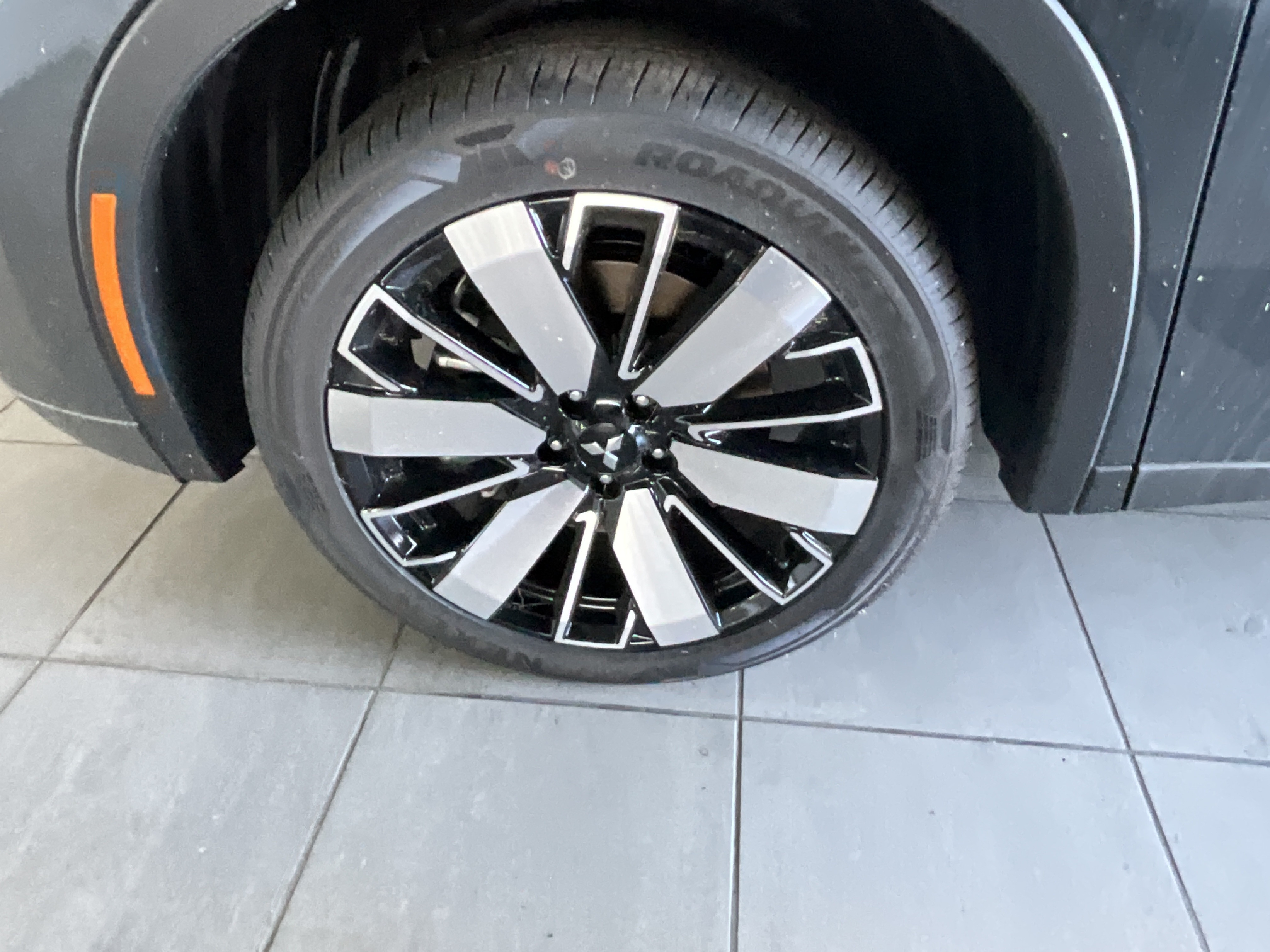 https://assets.dealerappcenter.com/dealergroups/197/vehicles/289758/GBvbxg.jpg