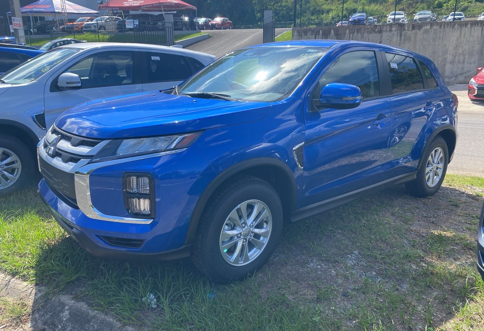 https://assets.dealerappcenter.com/dealergroups/204/vehicles/303624/ihoat6.jpg
