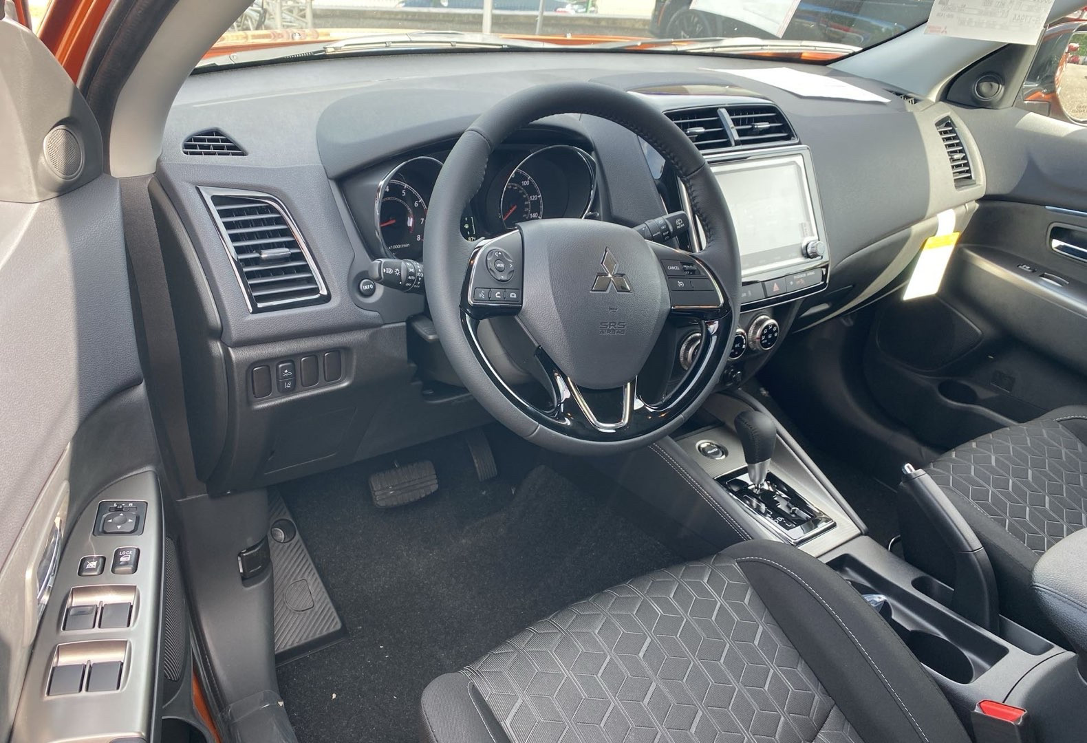 https://assets.dealerappcenter.com/dealergroups/204/vehicles/314533/UMdHRT.jpg
