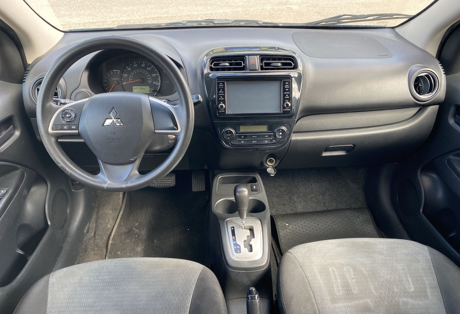 https://assets.dealerappcenter.com/dealergroups/204/vehicles/316267/OeQXU9.jpg