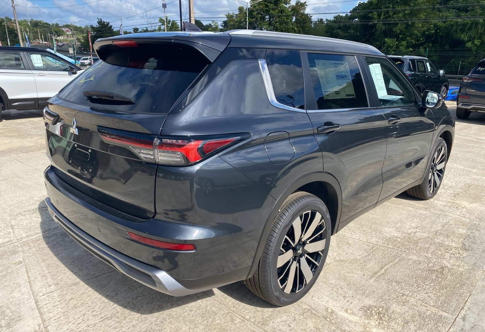 https://assets.dealerappcenter.com/dealergroups/204/vehicles/322596/e0Sulg.jpg