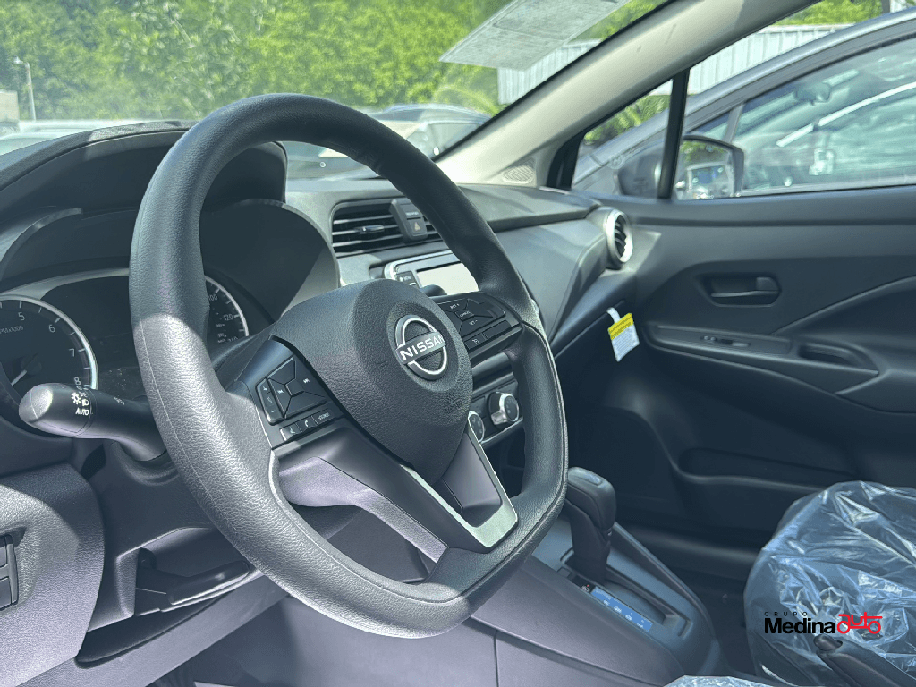 https://assets.dealerappcenter.com/dealergroups/214/vehicles/266676/qwdnaR.png