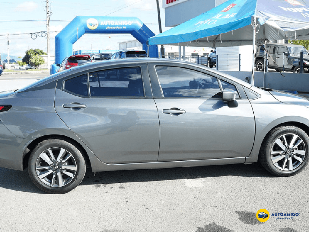 https://assets.dealerappcenter.com/dealergroups/22/vehicles/277719/HyaQzw.png