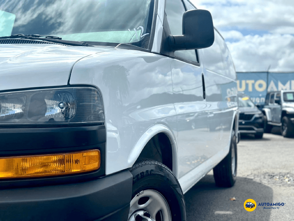 https://assets.dealerappcenter.com/dealergroups/22/vehicles/284902/UIC6GK.png
