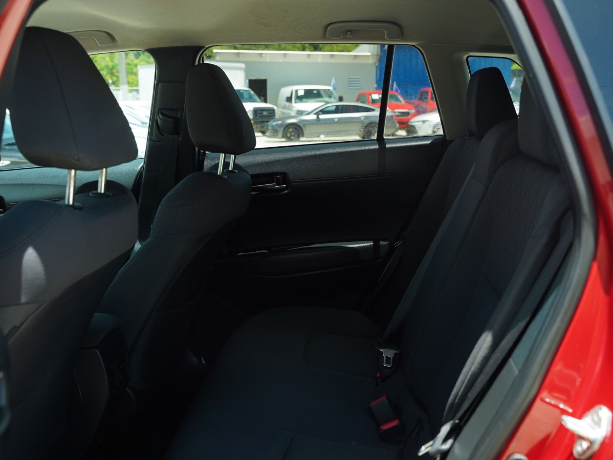 https://assets.dealerappcenter.com/dealergroups/22/vehicles/302871/fCEpND.png
