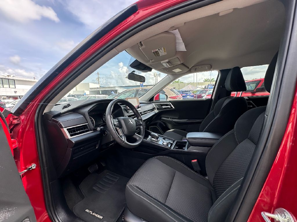 https://assets.dealerappcenter.com/dealergroups/22/vehicles/303954/ixl1MR.png