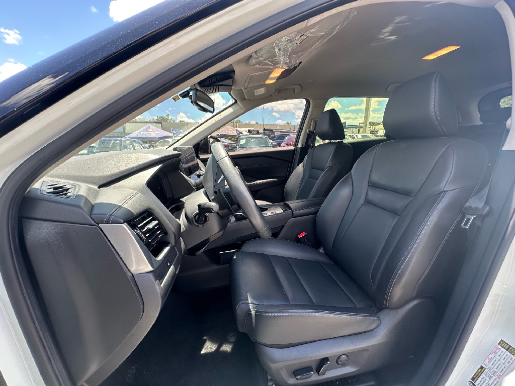 https://assets.dealerappcenter.com/dealergroups/22/vehicles/304883/4mqX89.png