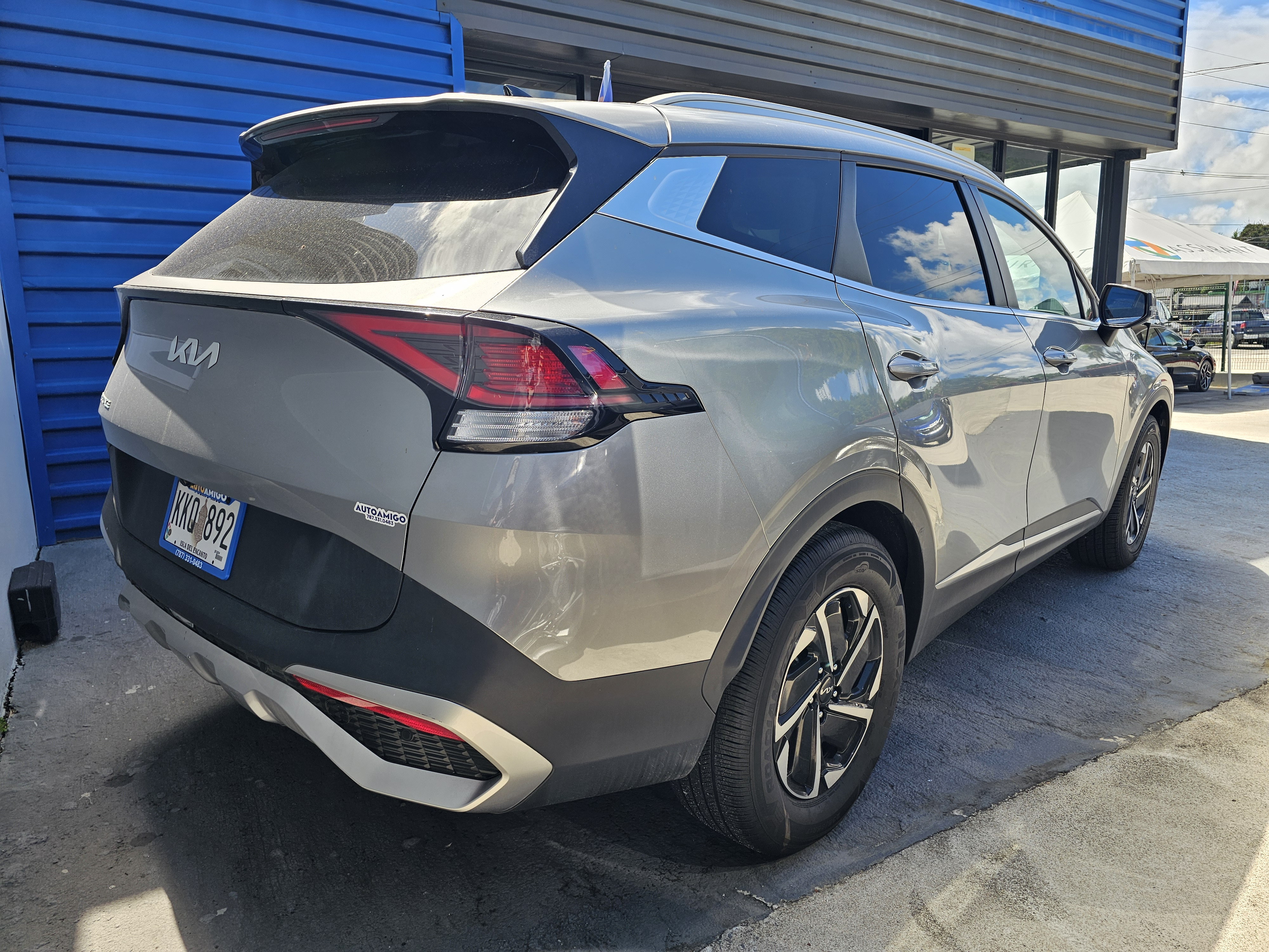 https://assets.dealerappcenter.com/dealergroups/22/vehicles/308589/K9YWSE.jpg