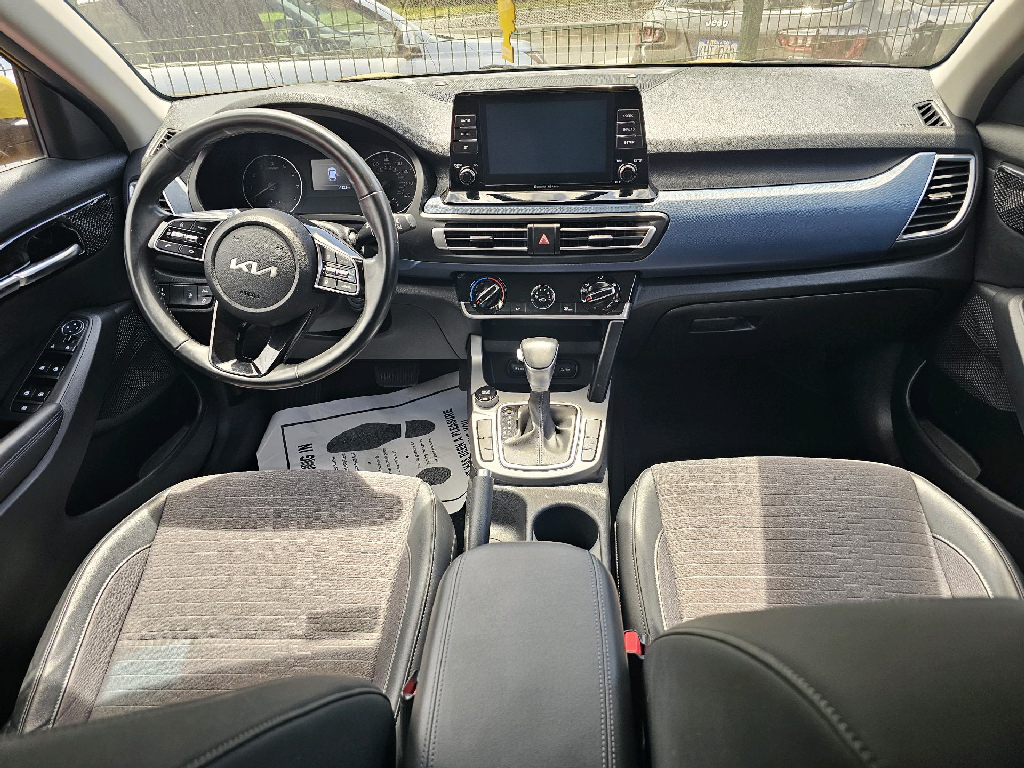 https://assets.dealerappcenter.com/dealergroups/22/vehicles/308599/ECsDvn.png