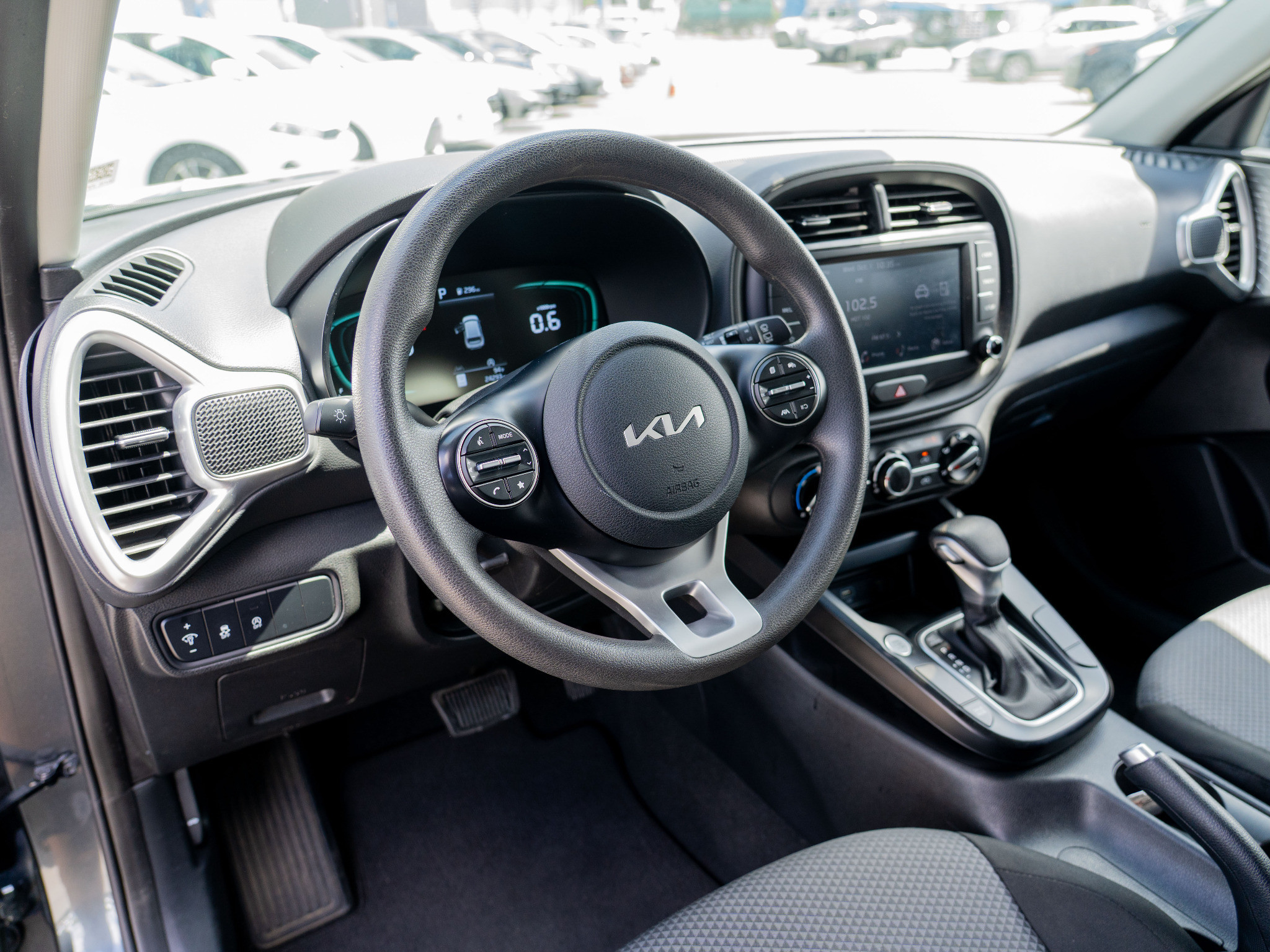 https://assets.dealerappcenter.com/dealergroups/22/vehicles/310086/3nyf1x.jpg