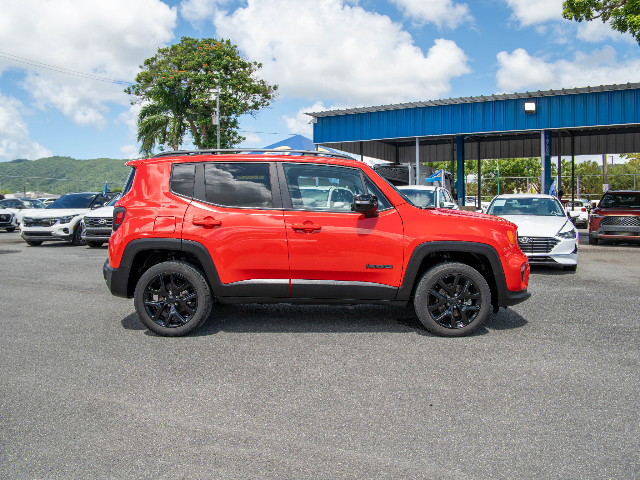 https://assets.dealerappcenter.com/dealergroups/22/vehicles/310090/2SblOB.jpg