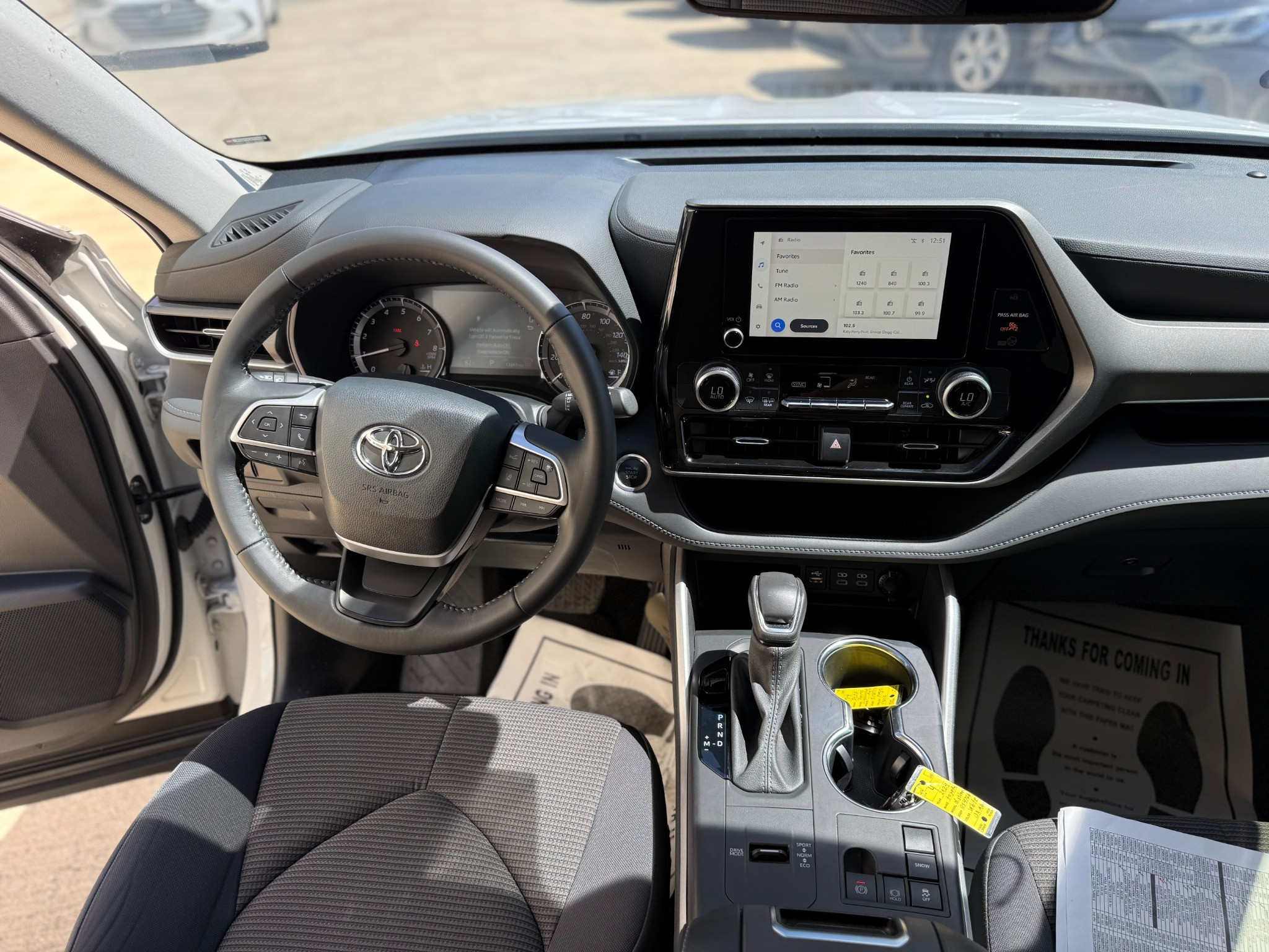 https://assets.dealerappcenter.com/dealergroups/229/vehicles/334078/3YoLT9.jpeg