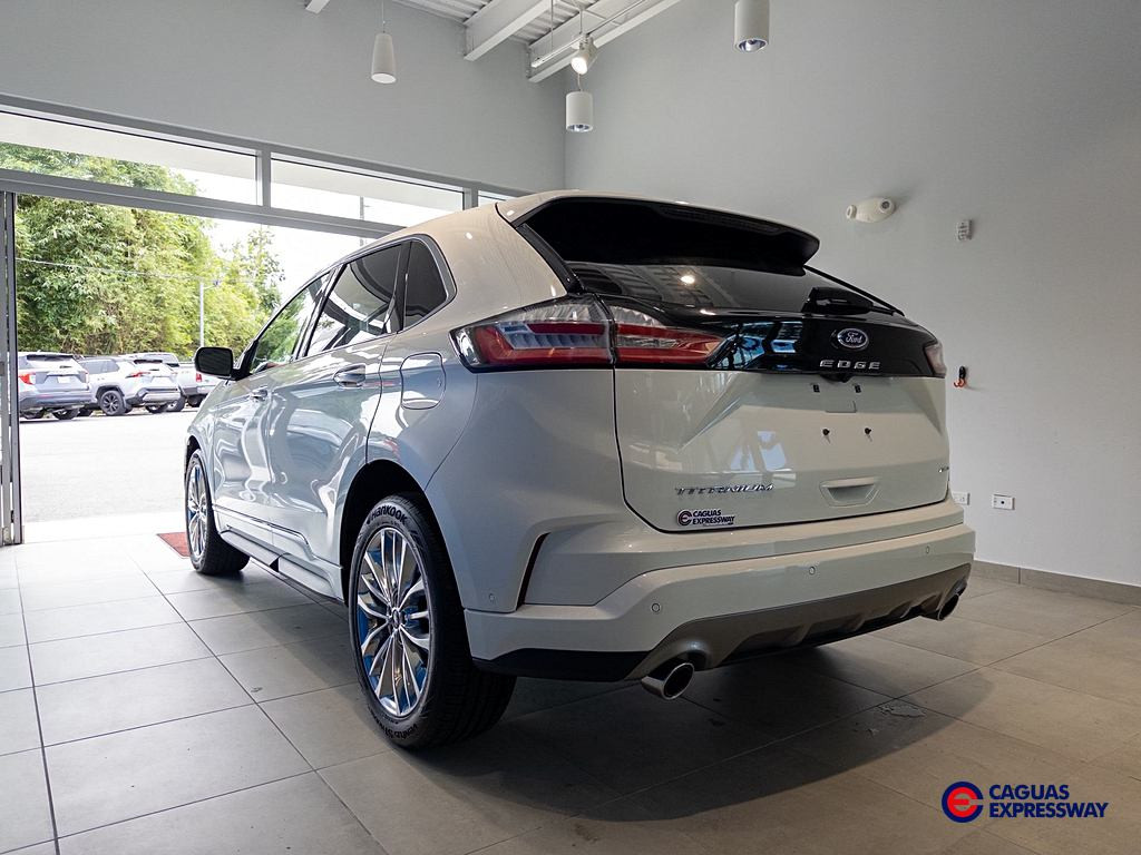 https://assets.dealerappcenter.com/dealergroups/244/vehicles/240017/qtQKQ9.jpg