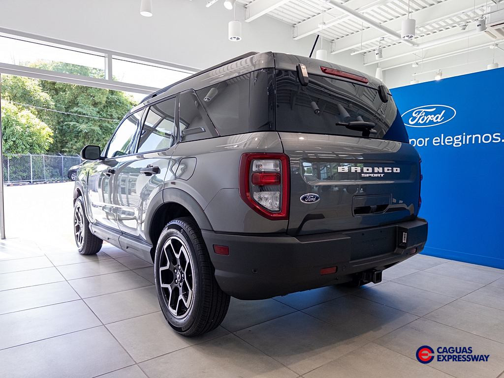 https://assets.dealerappcenter.com/dealergroups/244/vehicles/240333/E4OBP7.jpg