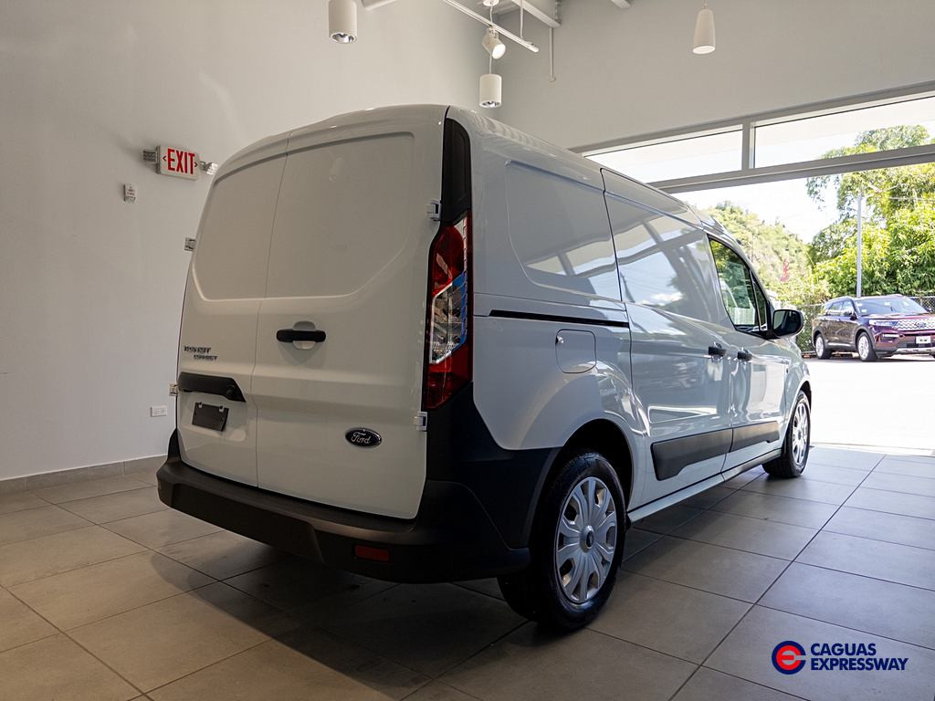 https://assets.dealerappcenter.com/dealergroups/244/vehicles/242120/4xzal7.jpg