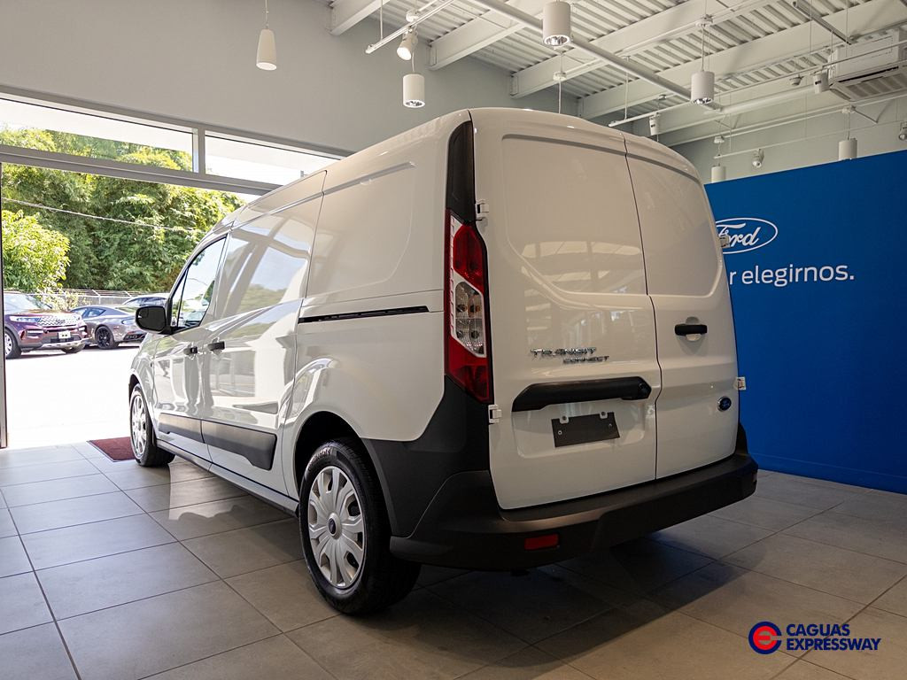 https://assets.dealerappcenter.com/dealergroups/244/vehicles/242120/8QOquX.jpg