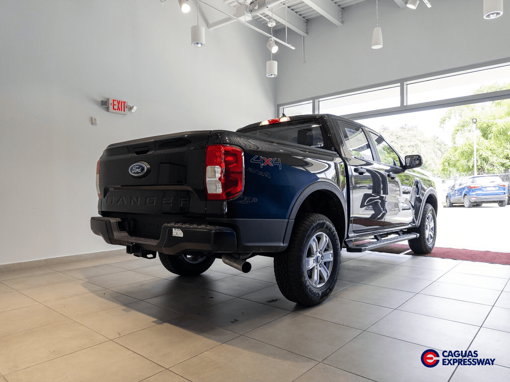 https://assets.dealerappcenter.com/dealergroups/244/vehicles/297175/mjvYC6.png