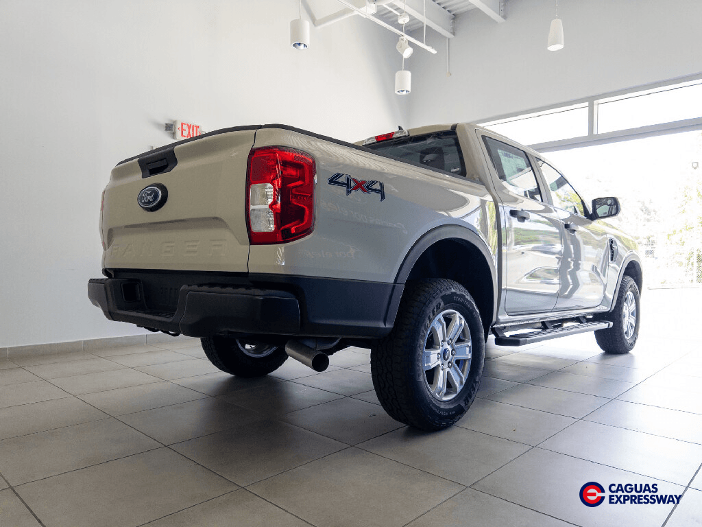https://assets.dealerappcenter.com/dealergroups/244/vehicles/297181/D2yica.png