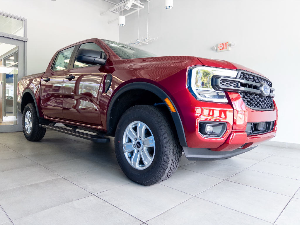 https://assets.dealerappcenter.com/dealergroups/244/vehicles/311390/43rpuH.png