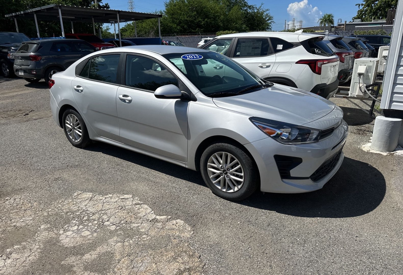 2023 Kia Rio LX's photo