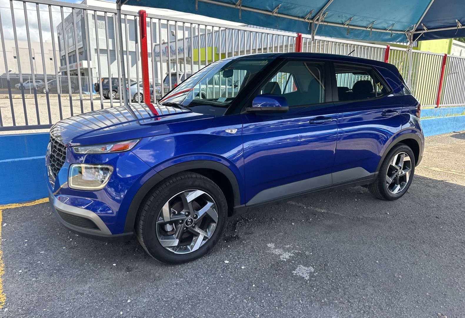 2024 Hyundai Venue SE's photo