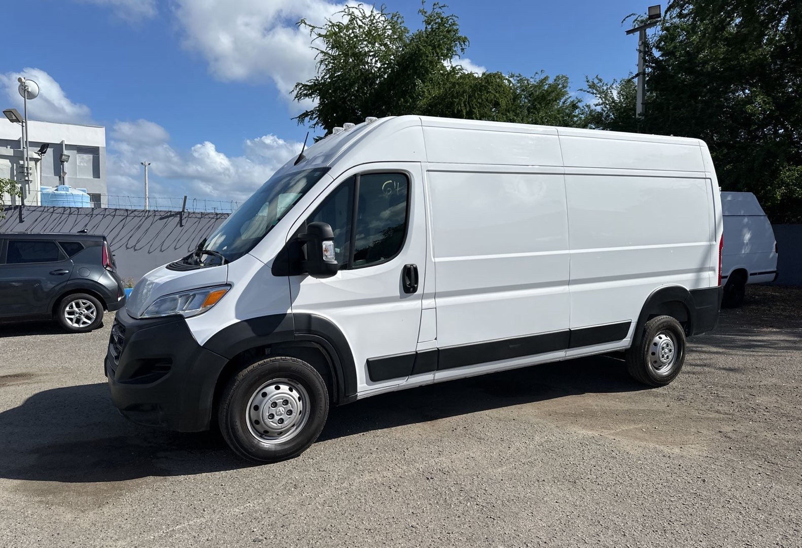 2023 RAM ProMaster Cargo Van Base's photo