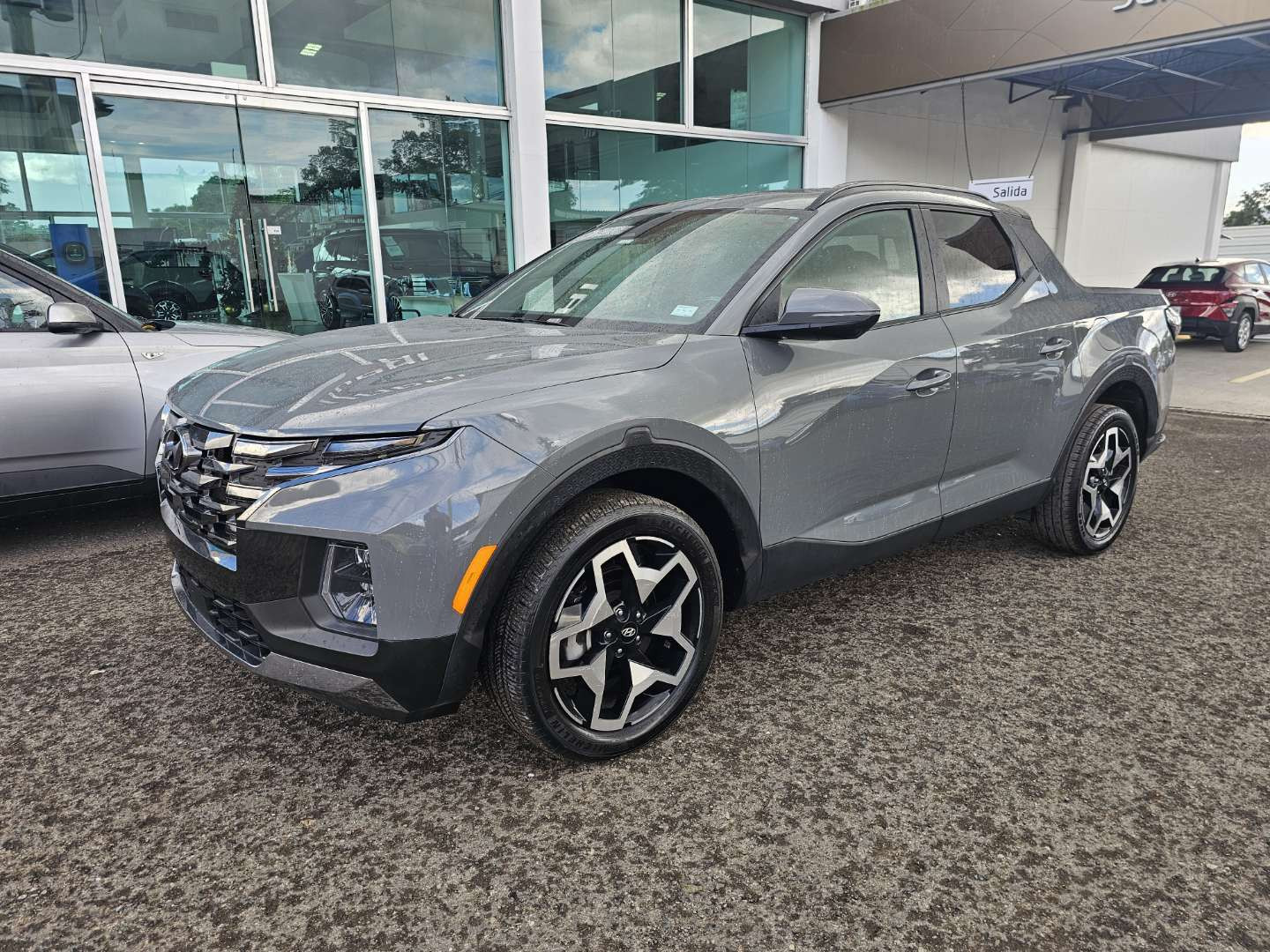 2024 Hyundai Santa Cruz Limited's photo