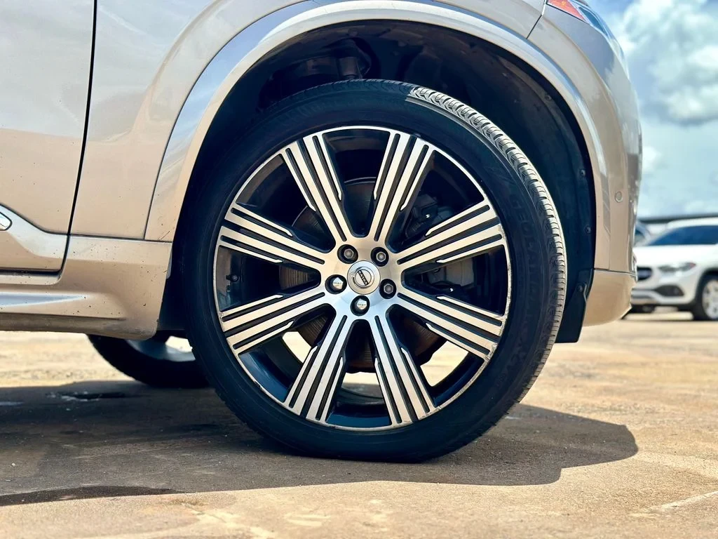 https://assets.dealerappcenter.com/dealergroups/293/vehicles/133632/eHxyKo.webp
