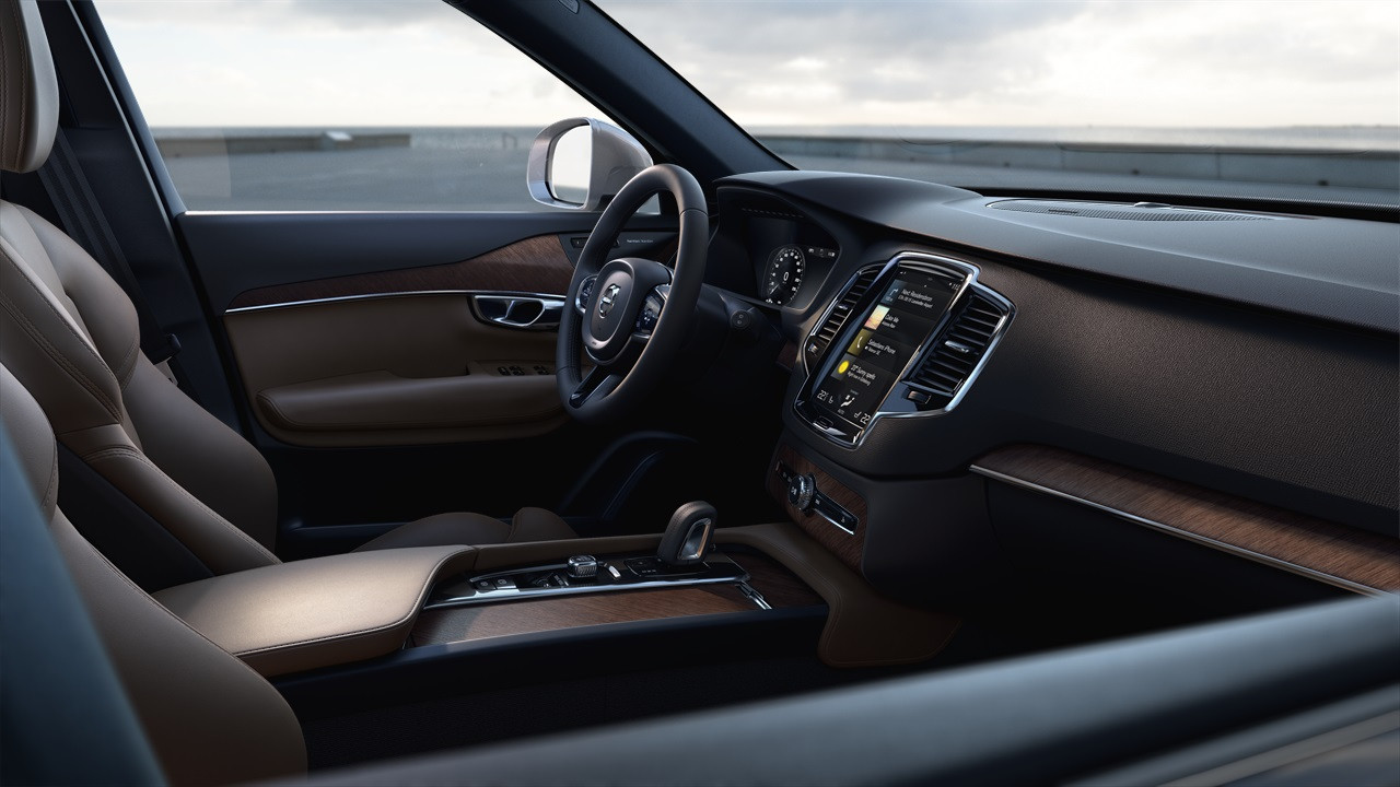 https://assets.dealerappcenter.com/dealergroups/293/vehicles/139310/NaFtxe.jpg