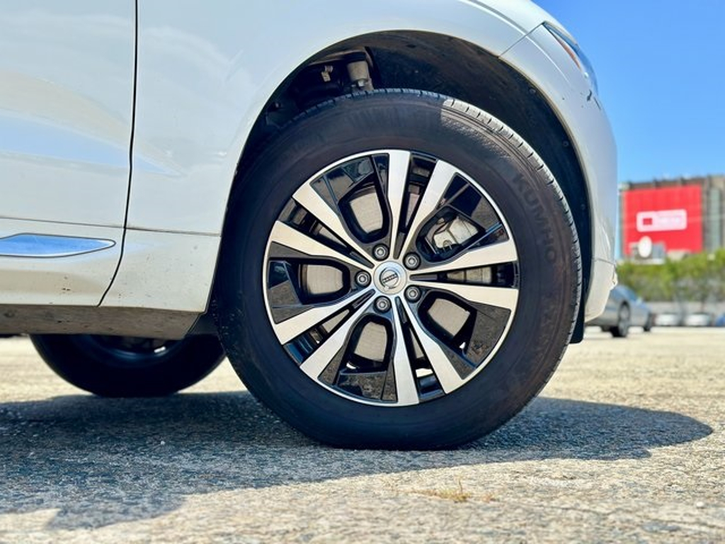 https://assets.dealerappcenter.com/dealergroups/293/vehicles/166597/DgRVpq.png