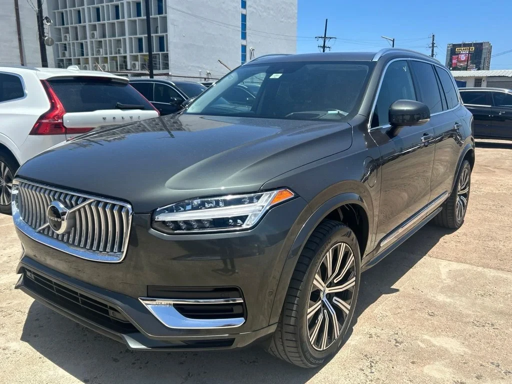https://assets.dealerappcenter.com/dealergroups/293/vehicles/166729/Tf0BBo.webp
