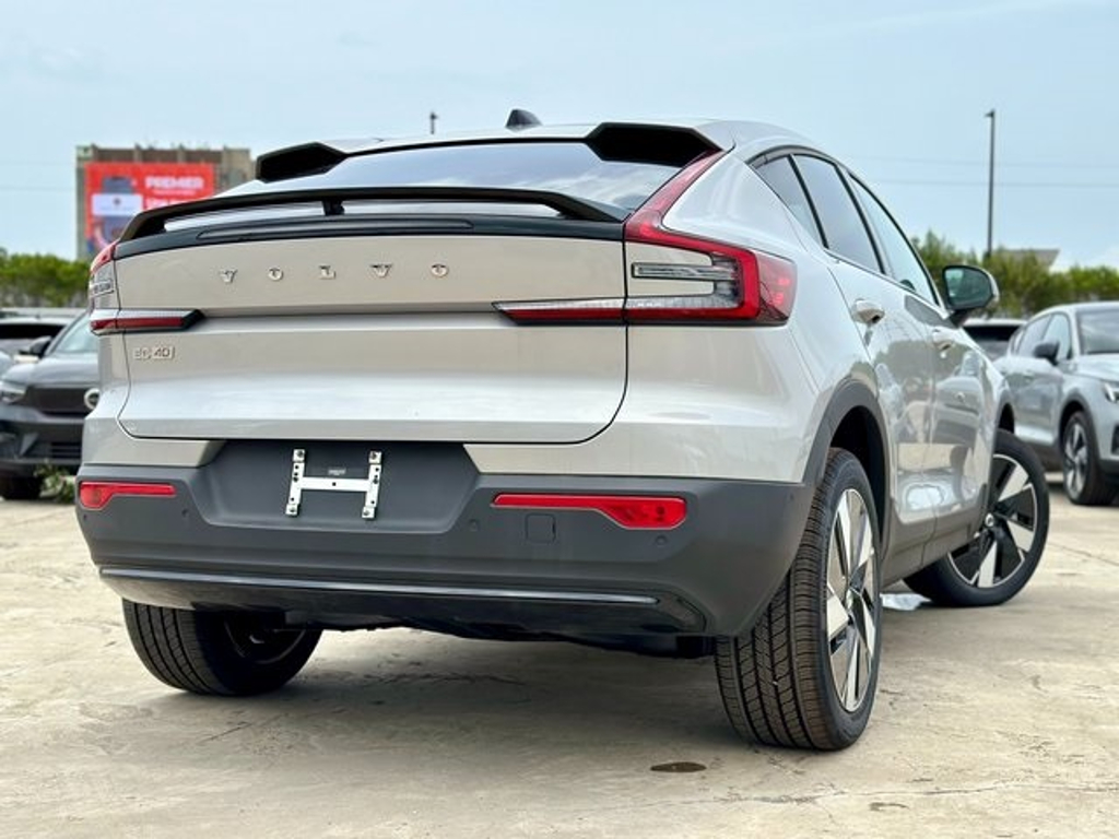 https://assets.dealerappcenter.com/dealergroups/293/vehicles/309038/LlQhZE.png