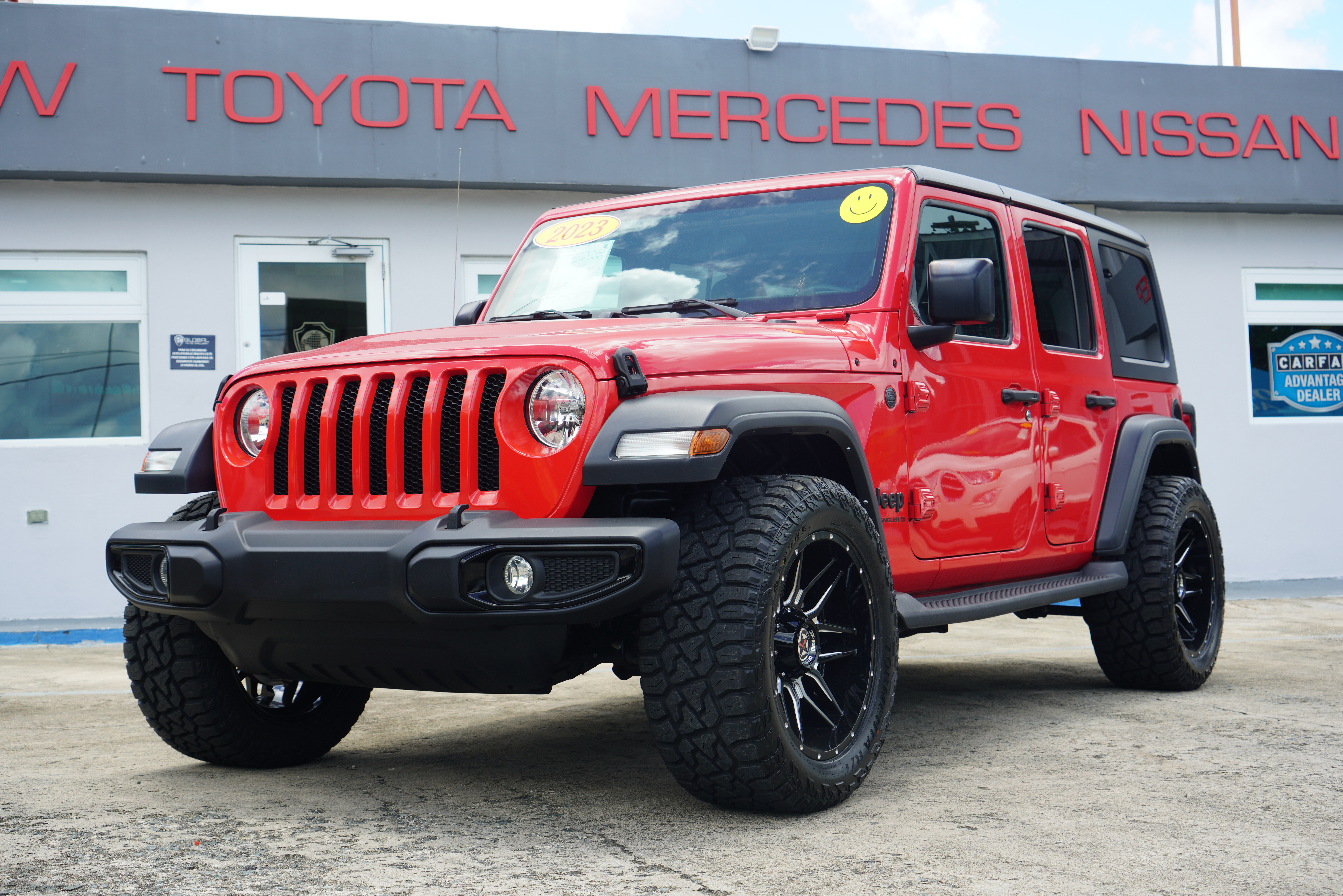 https://assets.dealerappcenter.com/dealergroups/297/vehicles/278319/0uiCHW.JPG