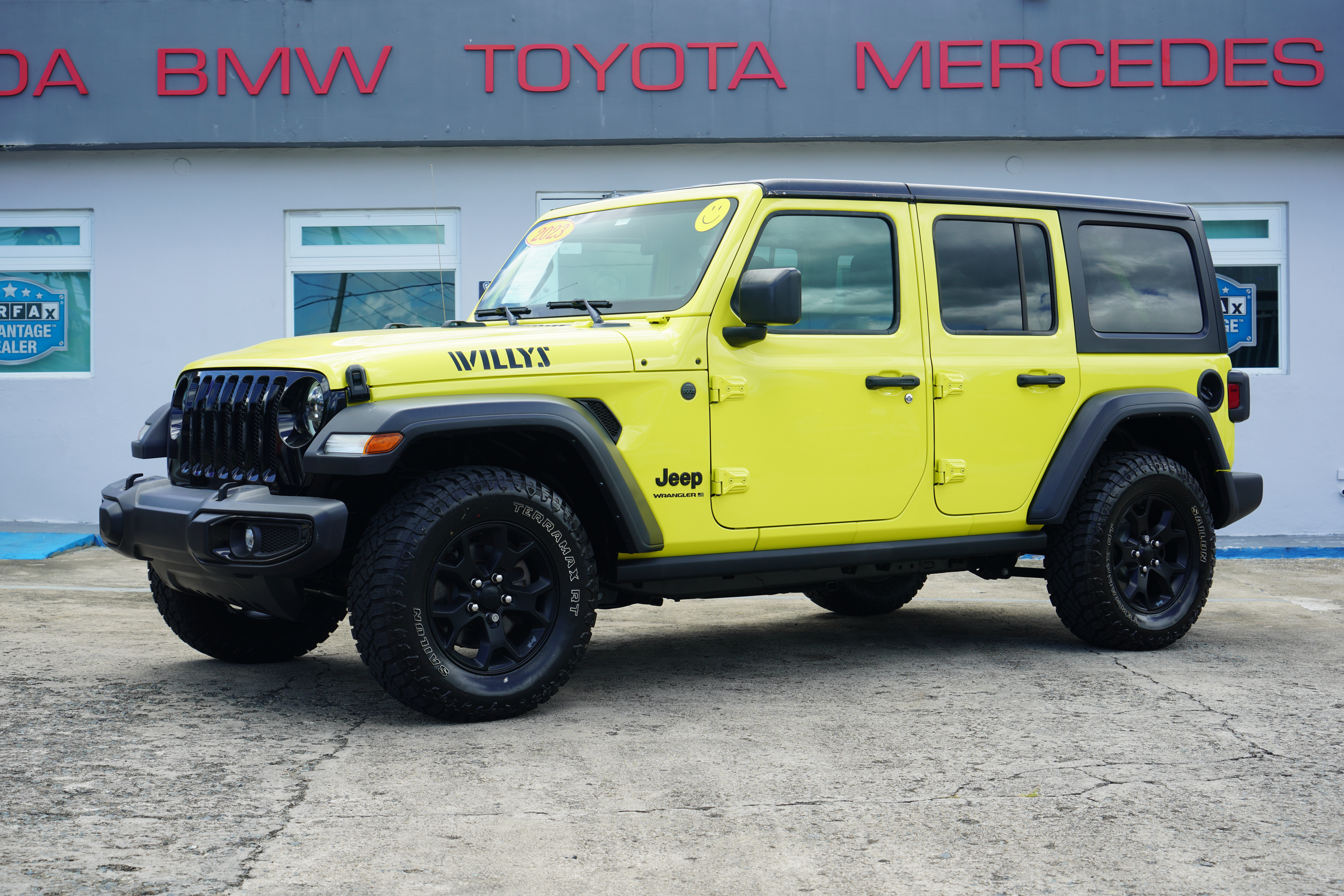 https://assets.dealerappcenter.com/dealergroups/297/vehicles/288103/UsKPM5.JPG