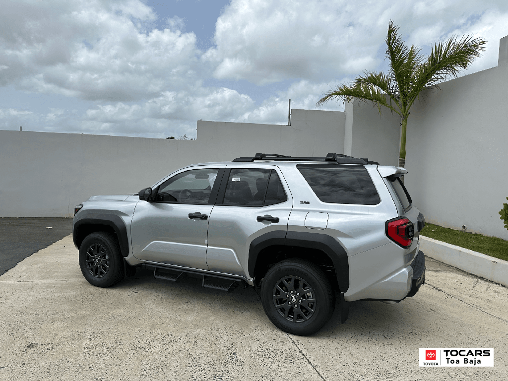 https://assets.dealerappcenter.com/dealergroups/334/vehicles/296639/81h2hT.png