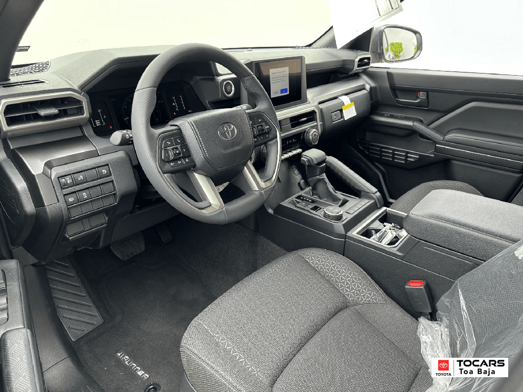 https://assets.dealerappcenter.com/dealergroups/334/vehicles/296639/w0xKhQ.png