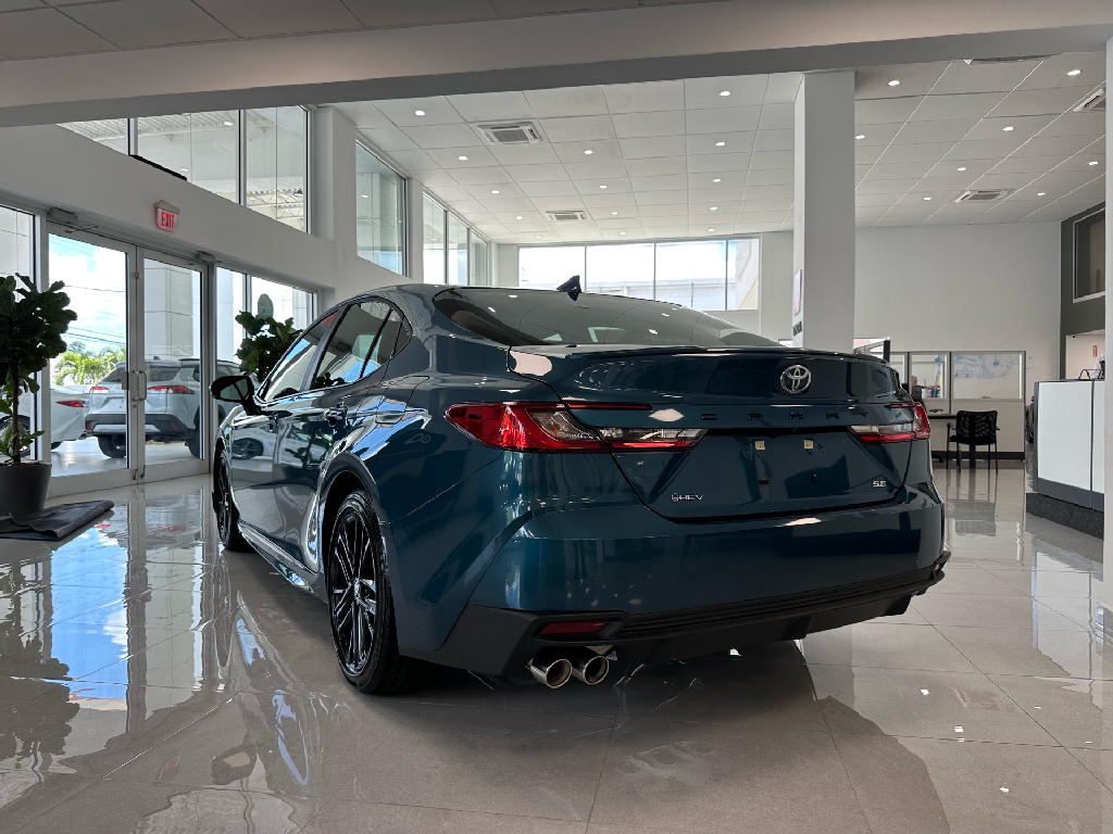 https://assets.dealerappcenter.com/dealergroups/334/vehicles/313851/E5BOFi.png
