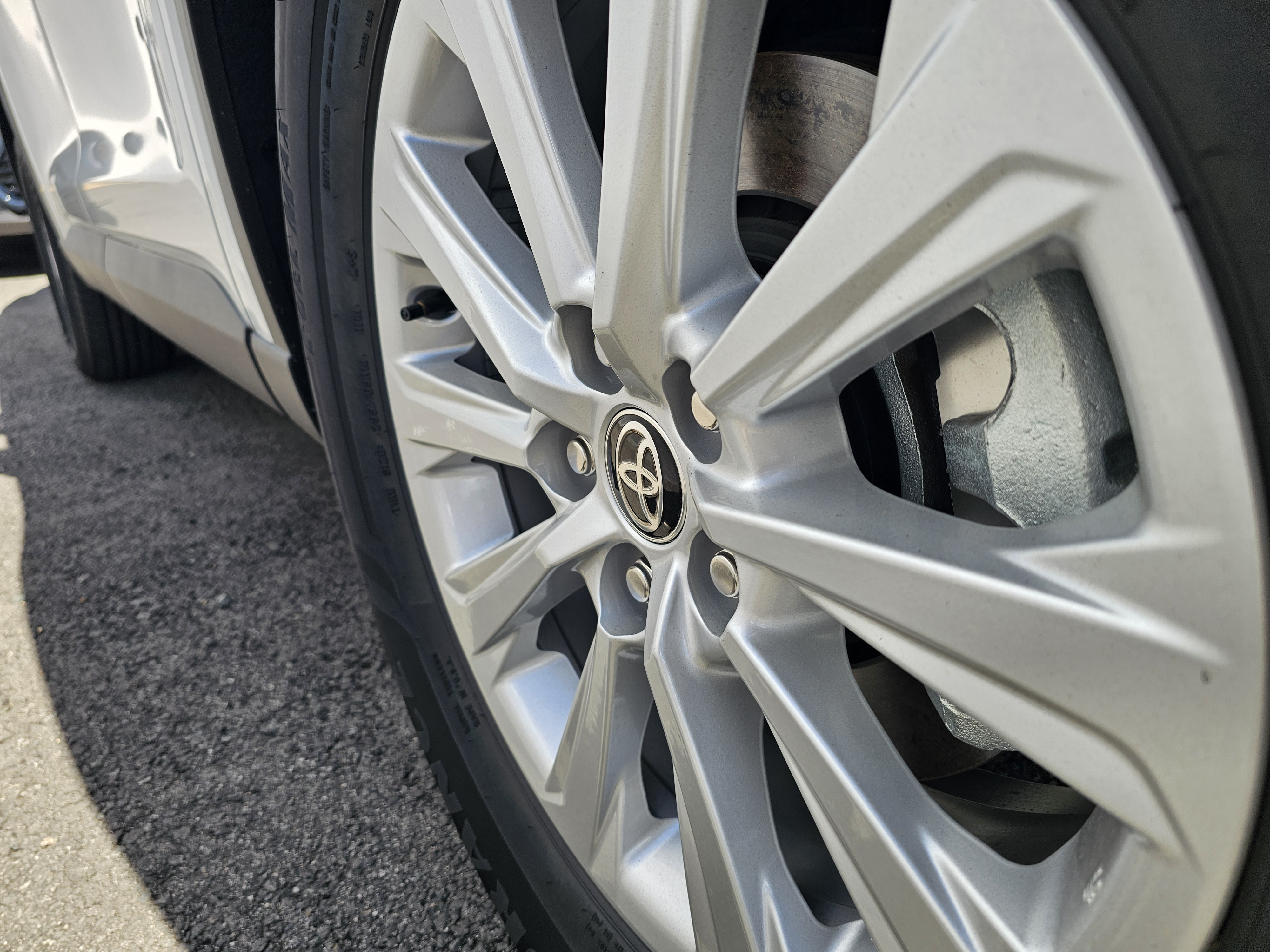https://assets.dealerappcenter.com/dealergroups/334/vehicles/314426/K3Jrm9.jpg