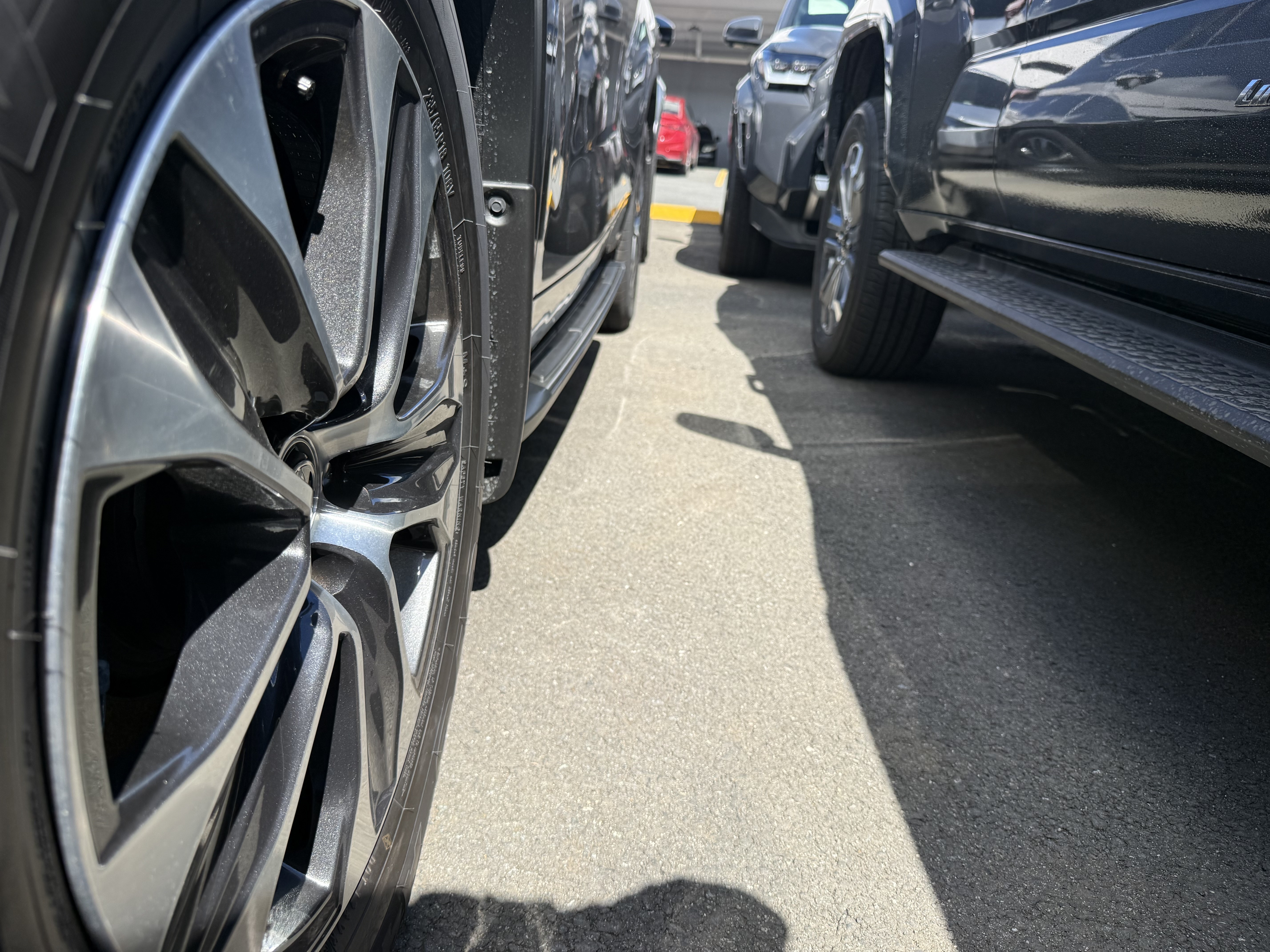 https://assets.dealerappcenter.com/dealergroups/334/vehicles/314432/BGO8C0.jpg