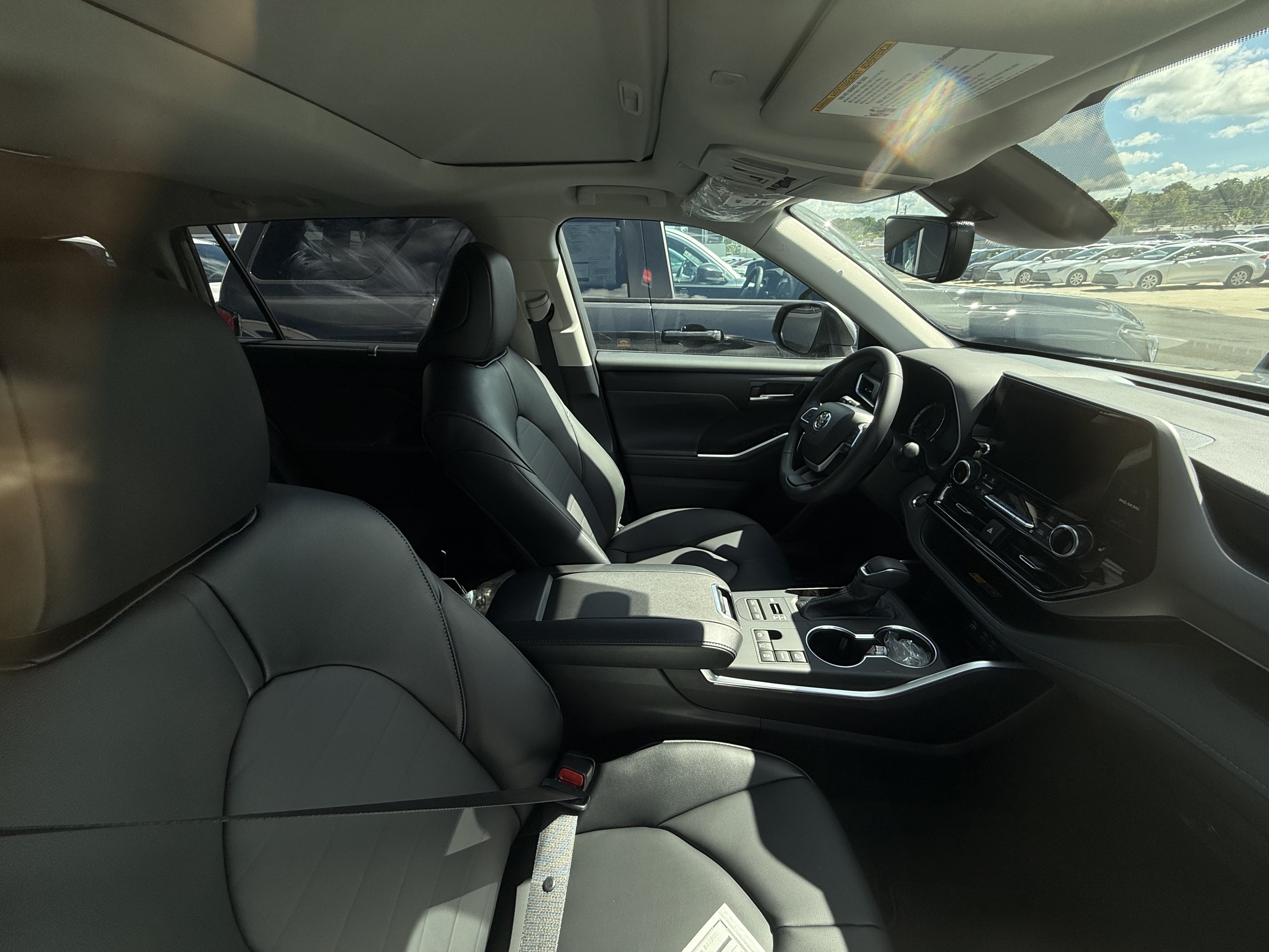https://assets.dealerappcenter.com/dealergroups/334/vehicles/314432/Ck1zIX.jpg