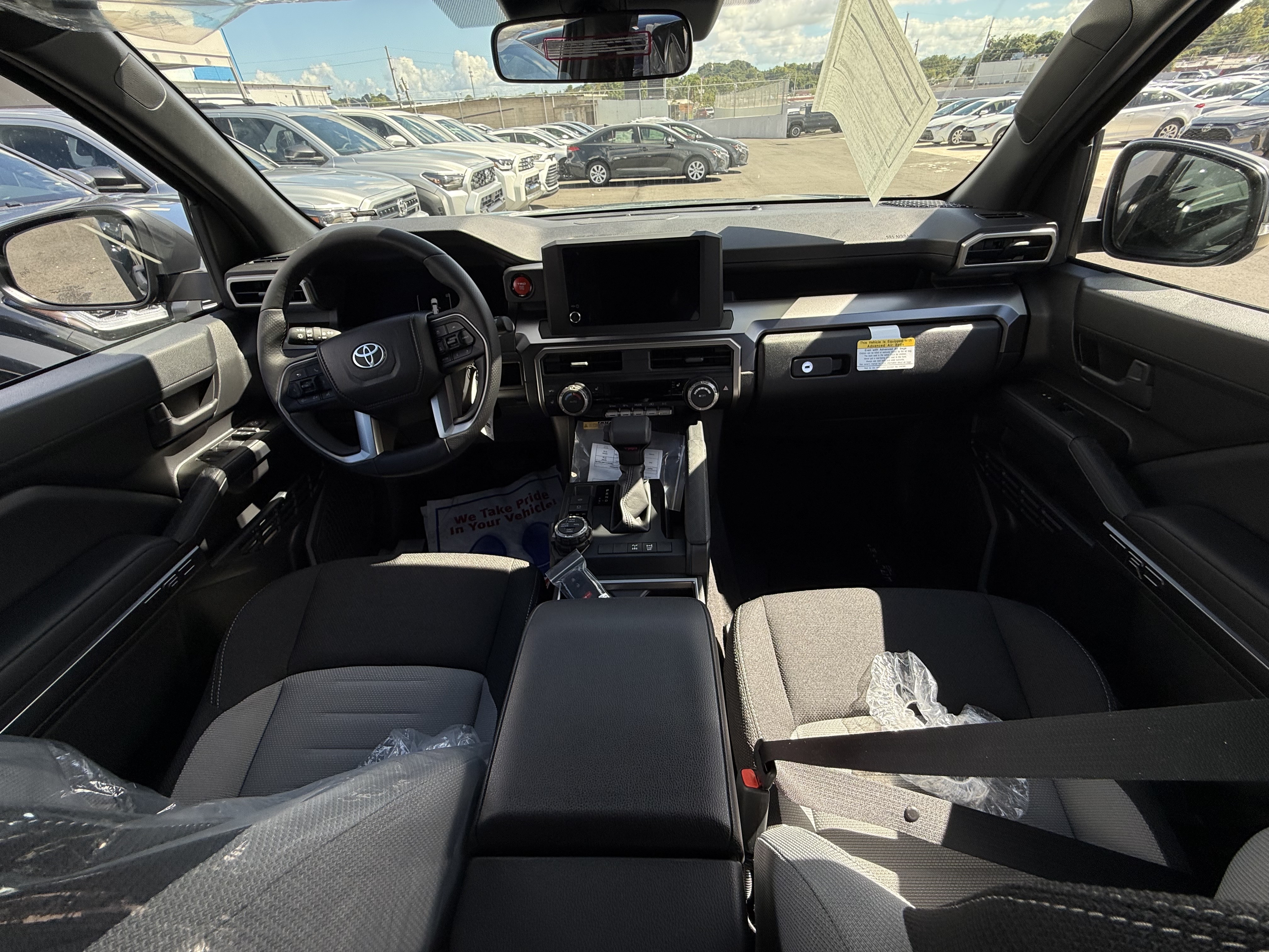 https://assets.dealerappcenter.com/dealergroups/334/vehicles/314433/CxAFQu.jpg