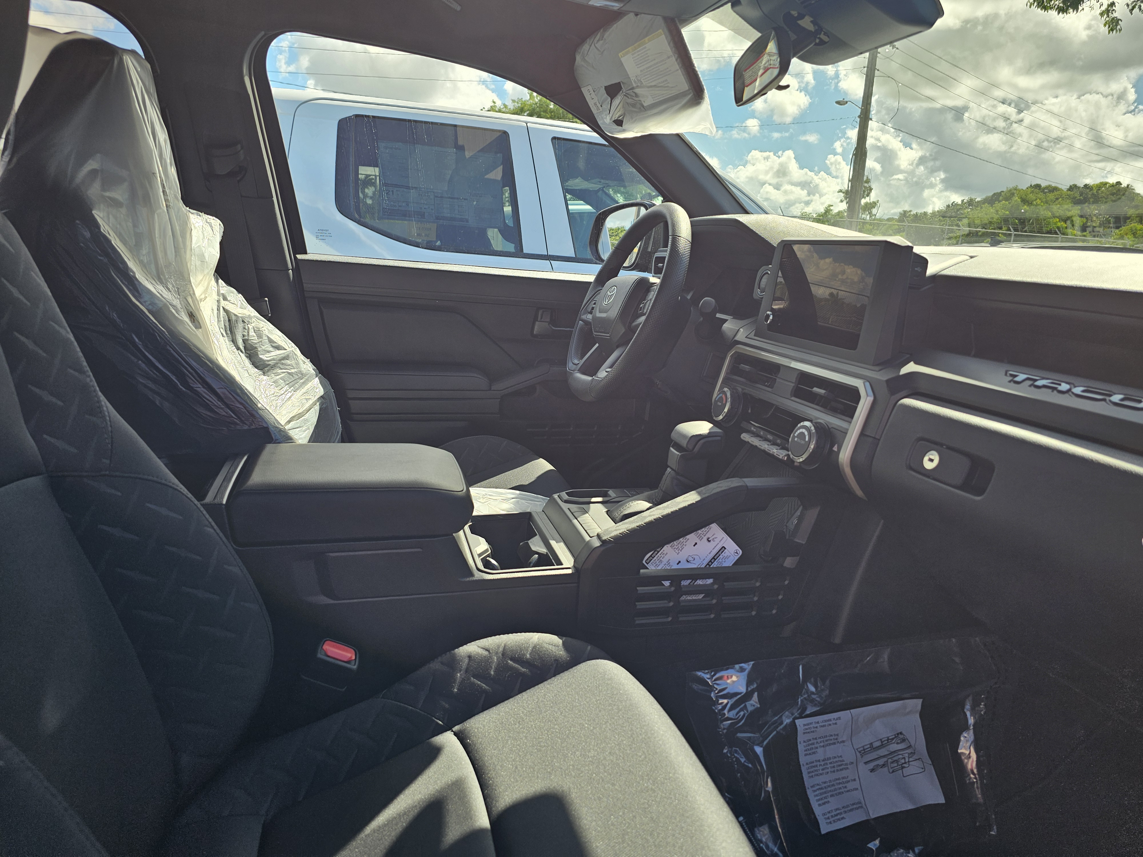 https://assets.dealerappcenter.com/dealergroups/334/vehicles/314449/5Z5cty.jpg