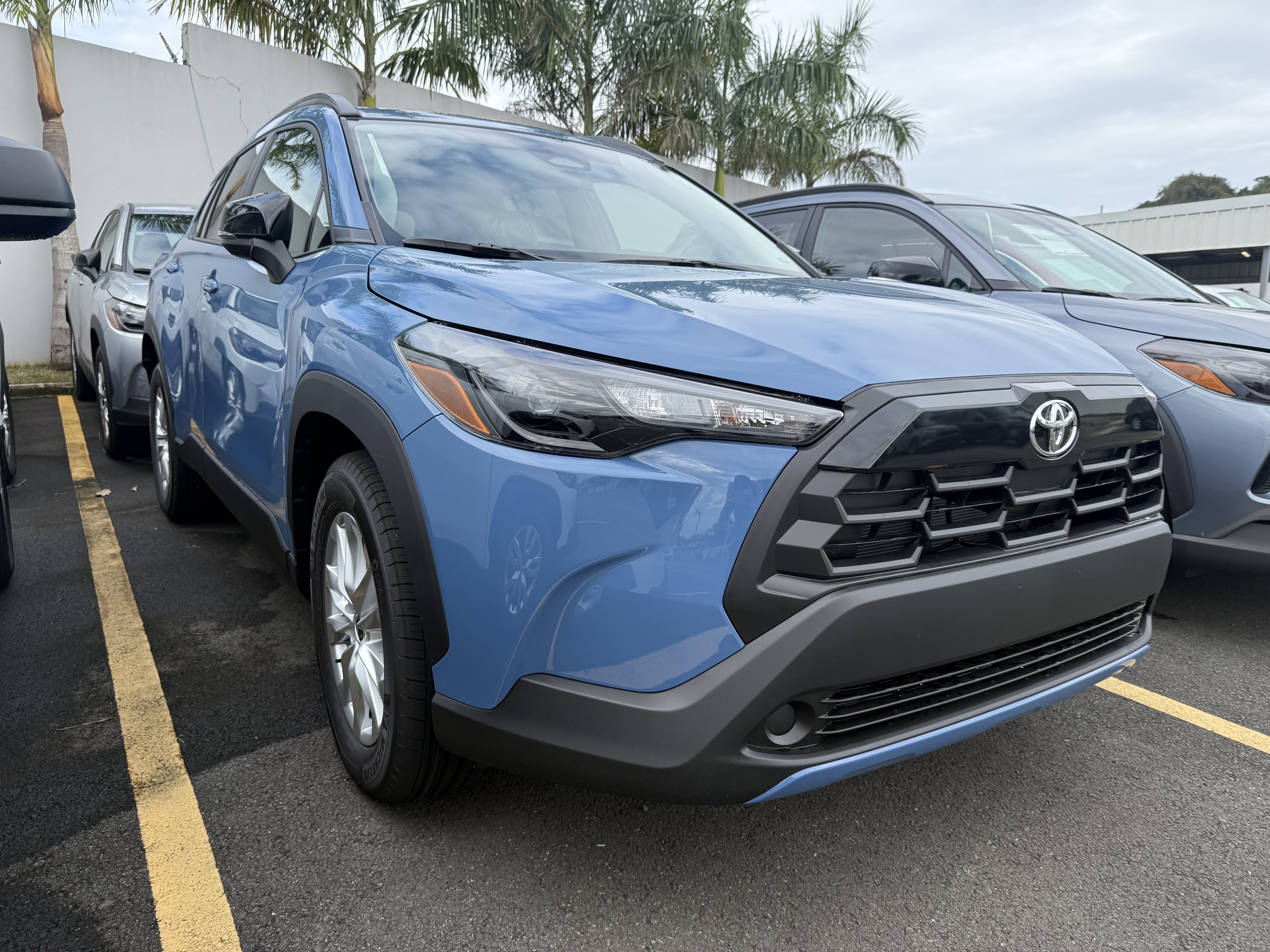 https://assets.dealerappcenter.com/dealergroups/334/vehicles/329513/NzNLJY.jpg