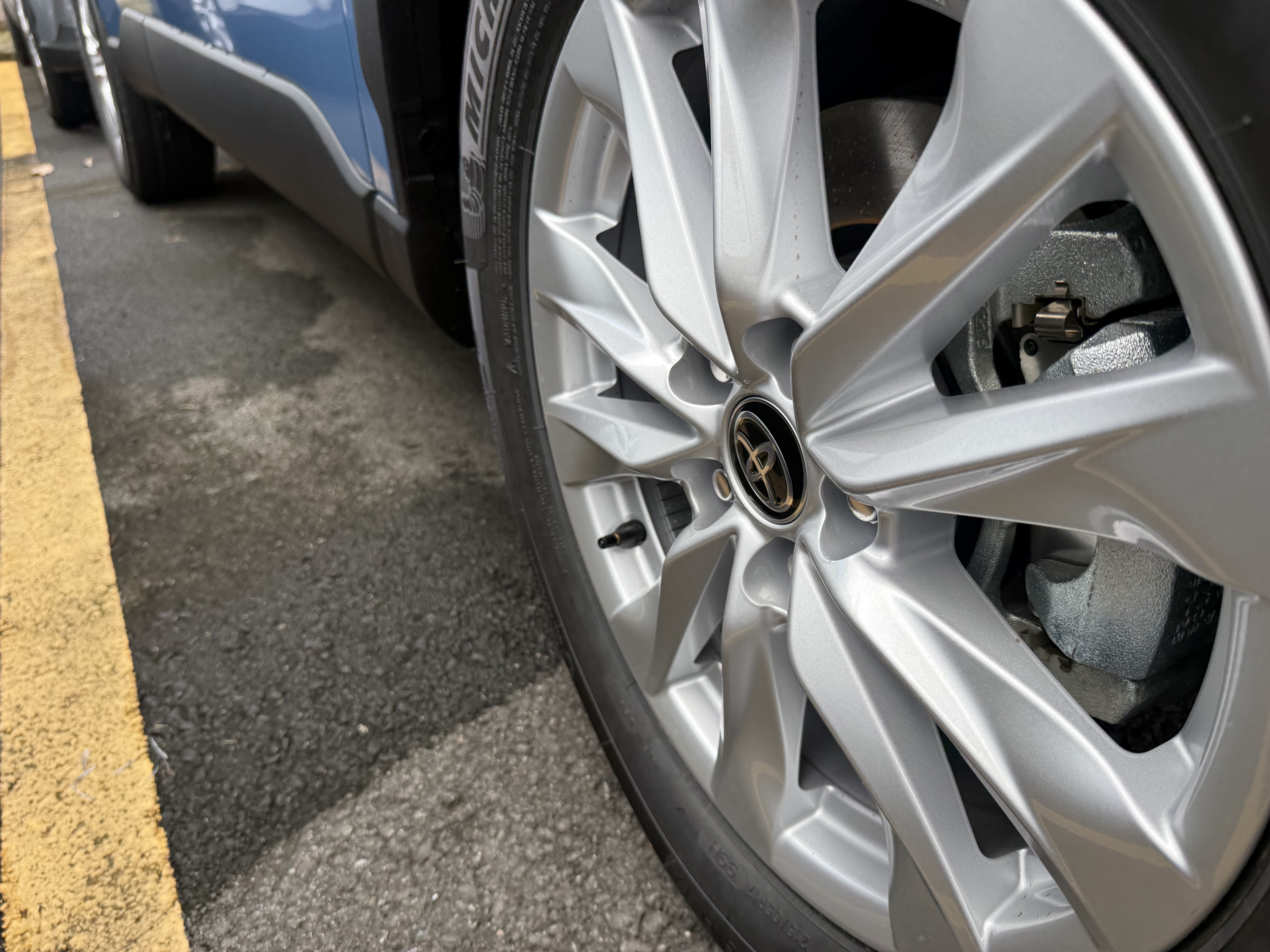 https://assets.dealerappcenter.com/dealergroups/334/vehicles/329513/icxFKG.jpg